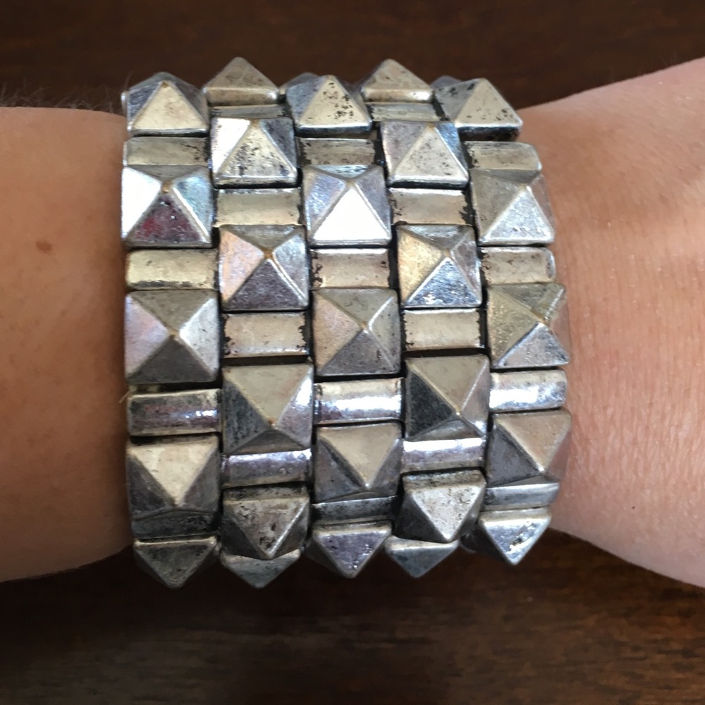 Stretch bracelet